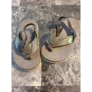 Sanuk size 9-10 boys brown toddler sandals